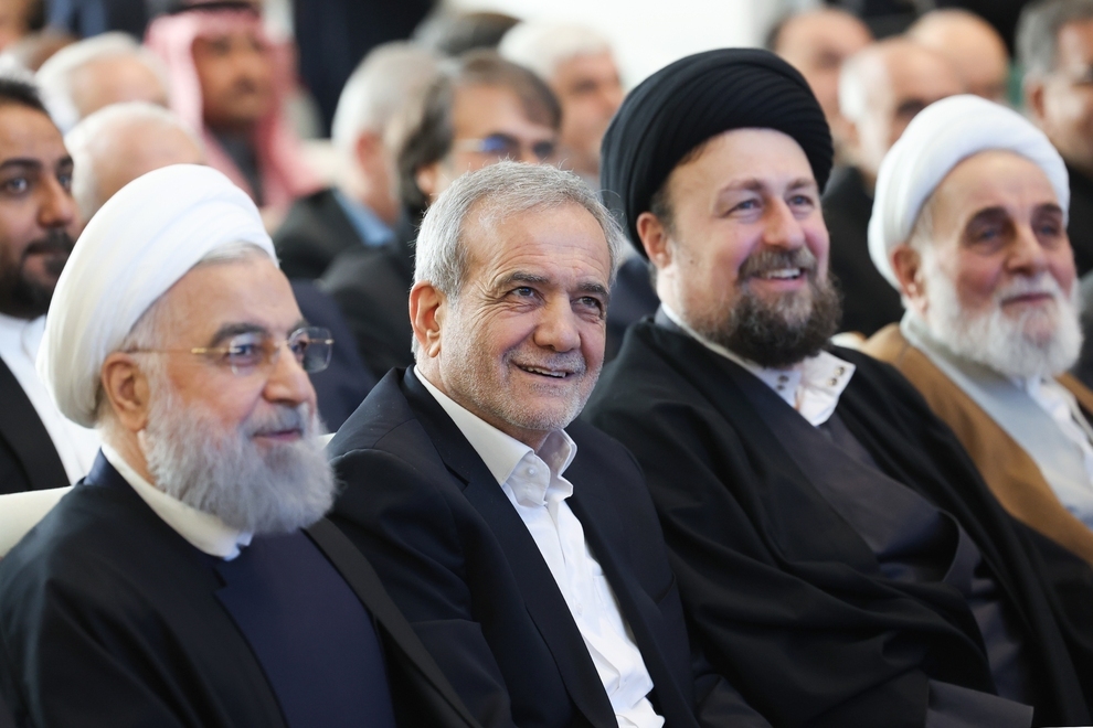 مراسم افتتاح مرکز جامع سرطان با حضور رئیس‌جمهور و رئیس‌جمهور ادوار پیشین