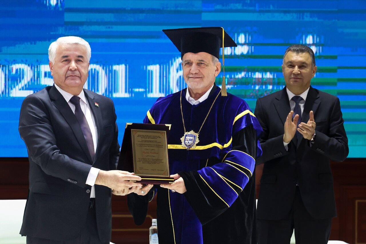 تصویری از تیپ خاص مسعود پزشکیان در سفر به تاجیکستان