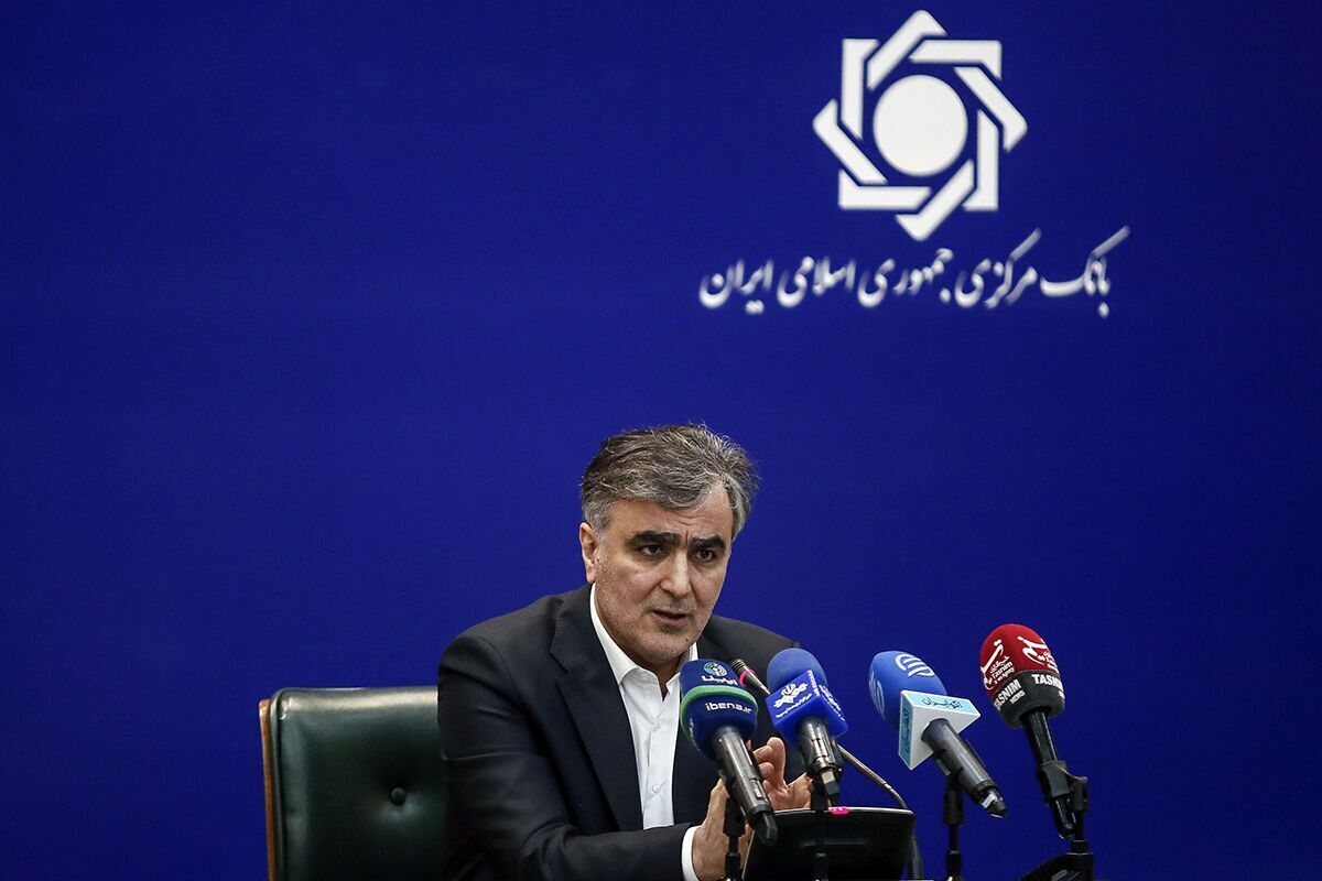 فرزین: پیمان پولی میان ایران و روسیه عملیاتی شد فرزین: پیمان پولی میان ایران و روسیه عملیاتی شد