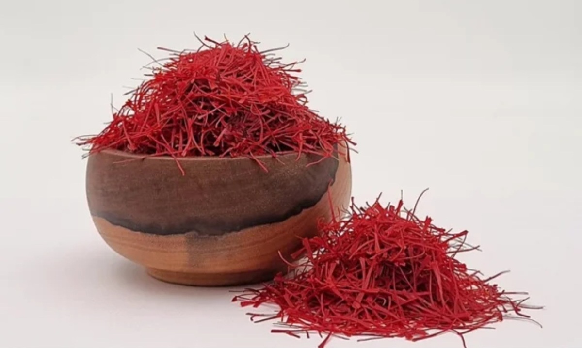 بهترین روش دم کردن زعفران چیست؟ + فیلم بهترین روش دم کردن زعفران چیست؟ + فیلم