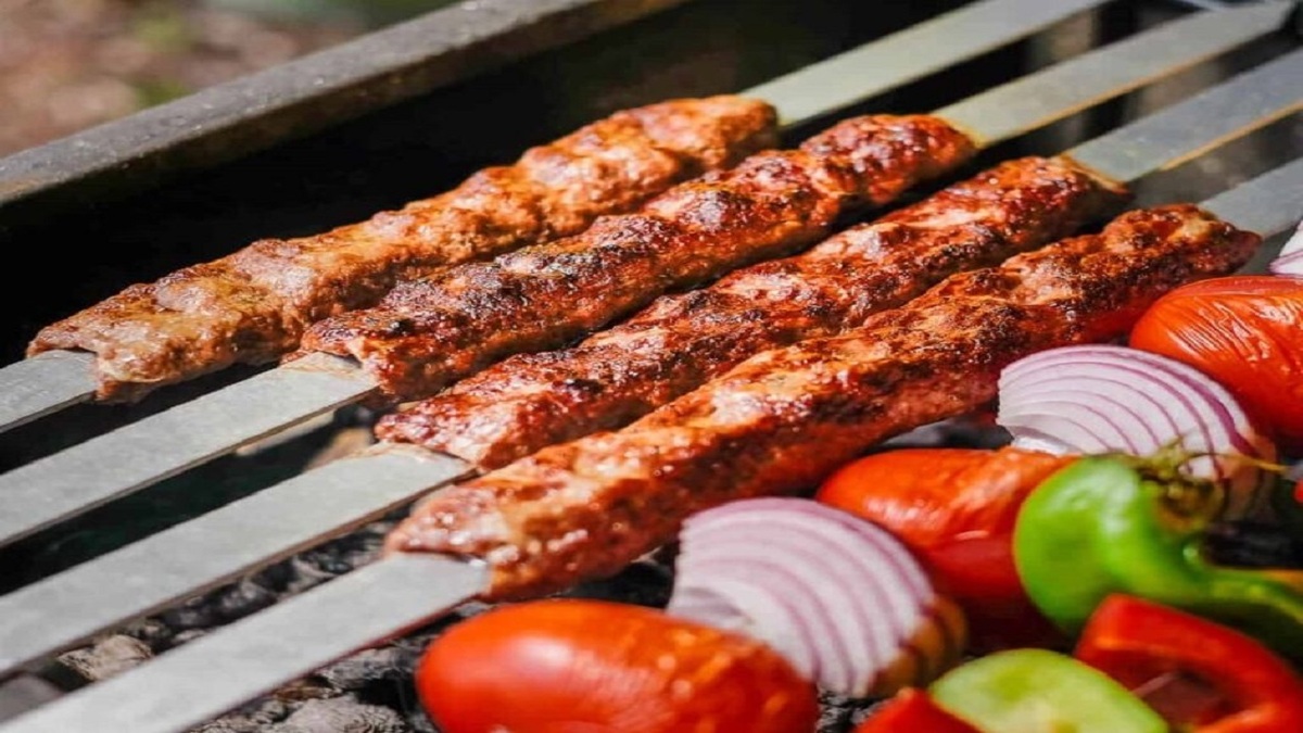 پشت پرده شوکه کننده کباب کوبیده ۵۰ هزار تومانی +ویدئو پشت پرده شوکه کننده کباب کوبیده ۵۰ هزار تومانی +ویدئو