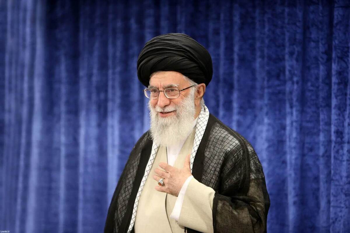آغاز دیدار مسئولان نظام با رهبر معظم انقلاب + فیلم آغاز دیدار مسئولان نظام با رهبر معظم انقلاب + فیلم