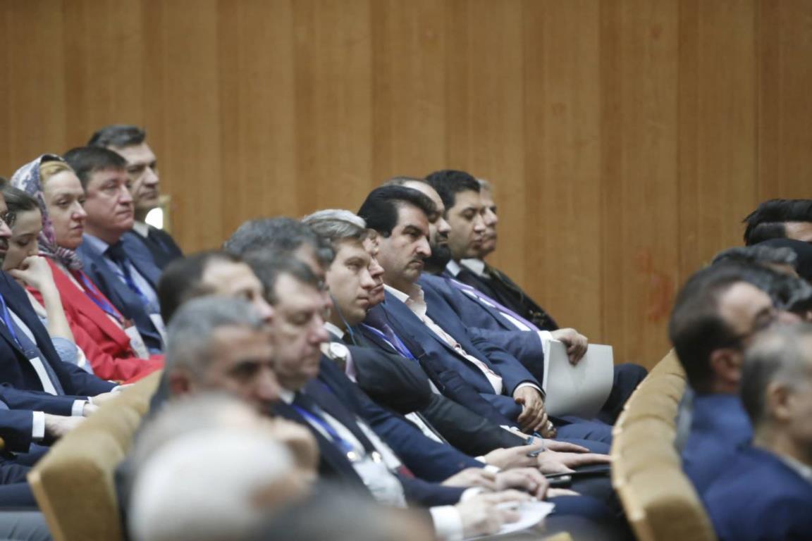 بازدید مدیرعامل بانک رفاه کارگران از نمایشگاه تجارت با اوراسیا
