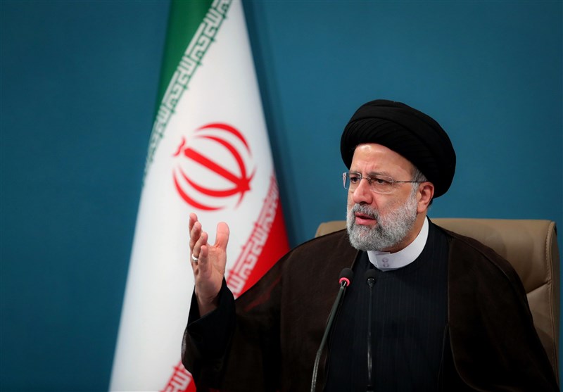 درخواست رئیسی برای تعیین قبرش در حرم رضوی + فیلم