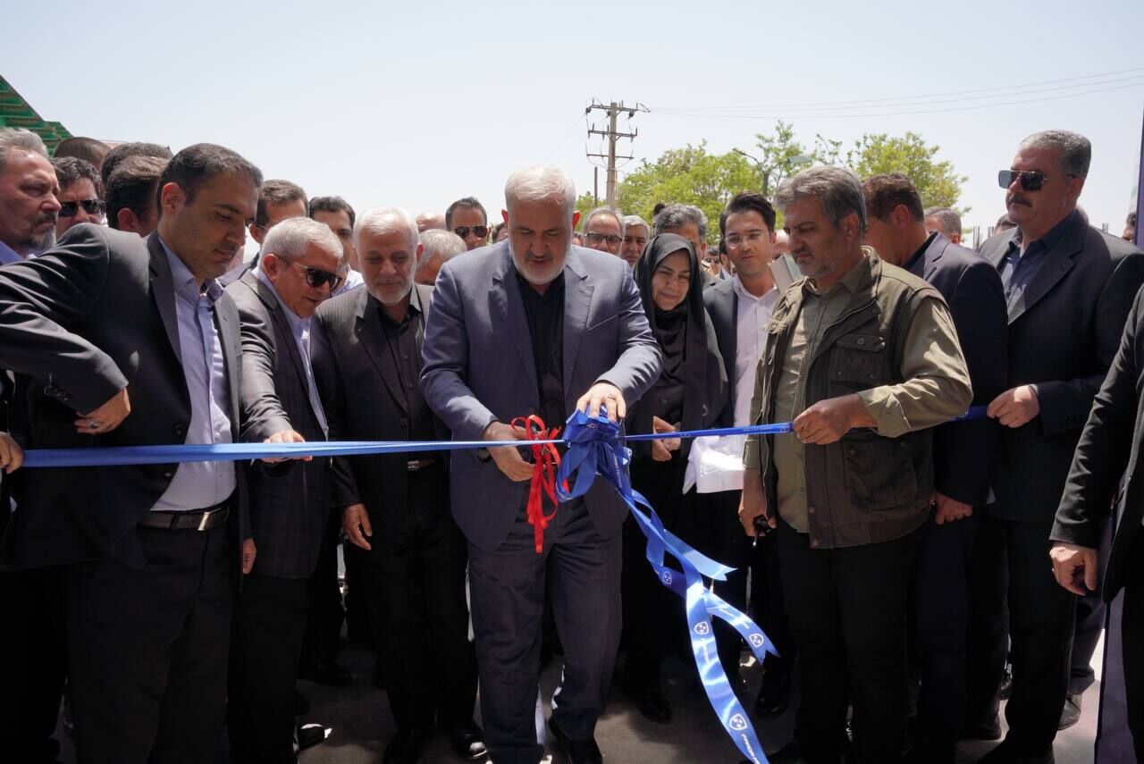 بازدید وزیر صمت از سایتهای تولیدی صنایع خودروسازی فردا در سلفچگان و بروجرد بازدید وزیر صمت از سایتهای تولیدی صنایع خودروسازی فردا در سلفچگان و بروجرد