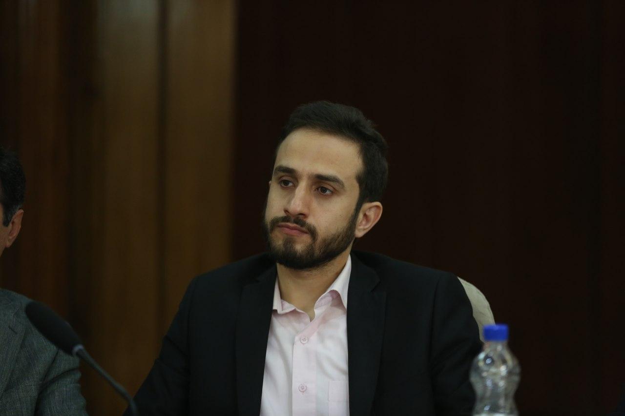 ایران در یک بحران تمام عیار قرار گرفته است ایران در یک بحران تمام عیار قرار گرفته است