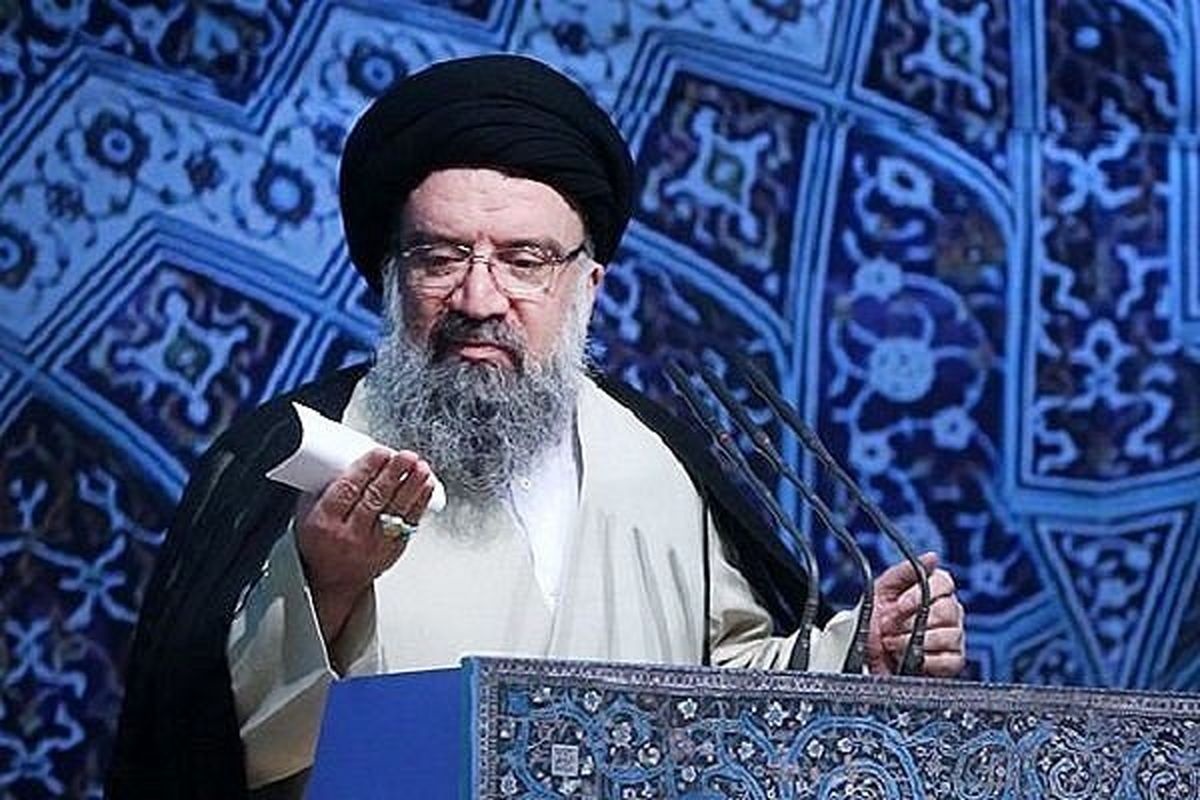 امام جمعه تهران: آیت الله رئیسی به دنبال حل کردن مشکل مردم بود