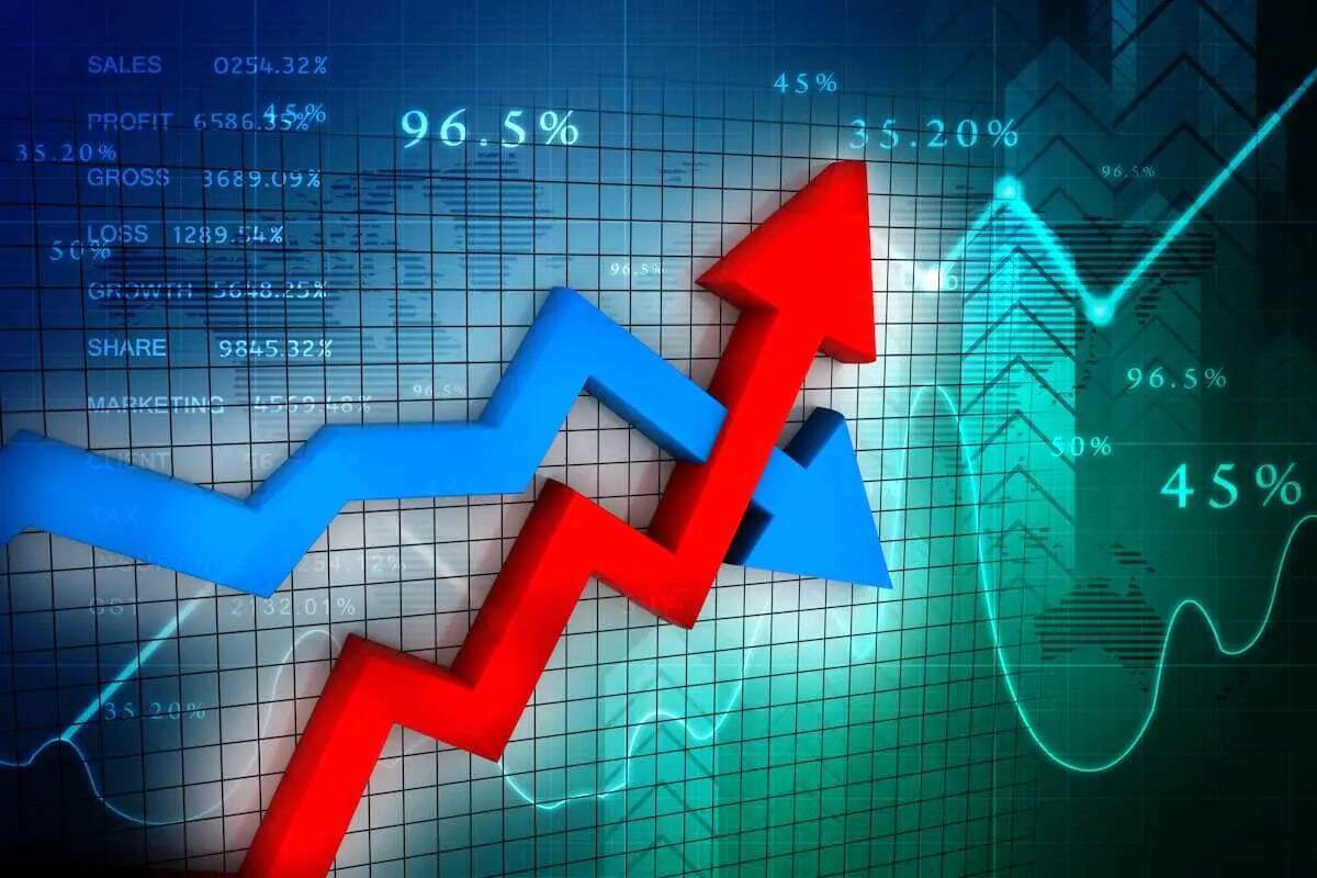 تحدید دامنه نوسان؛ سیاستی کارا یا ناکارا؟/ آیا دولت چهاردهم حصارهای بازار سرمایه را خواهد شکست؟