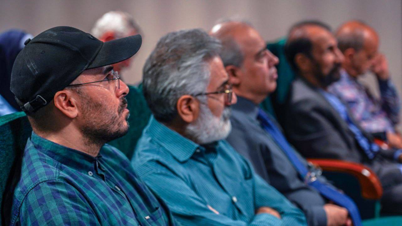 نخبگان راه ورود فناوری به صنعت را تسهیل می‌کنند/قدردانی رییس گروه اقتصادی دفتر رهبر انقلاب از