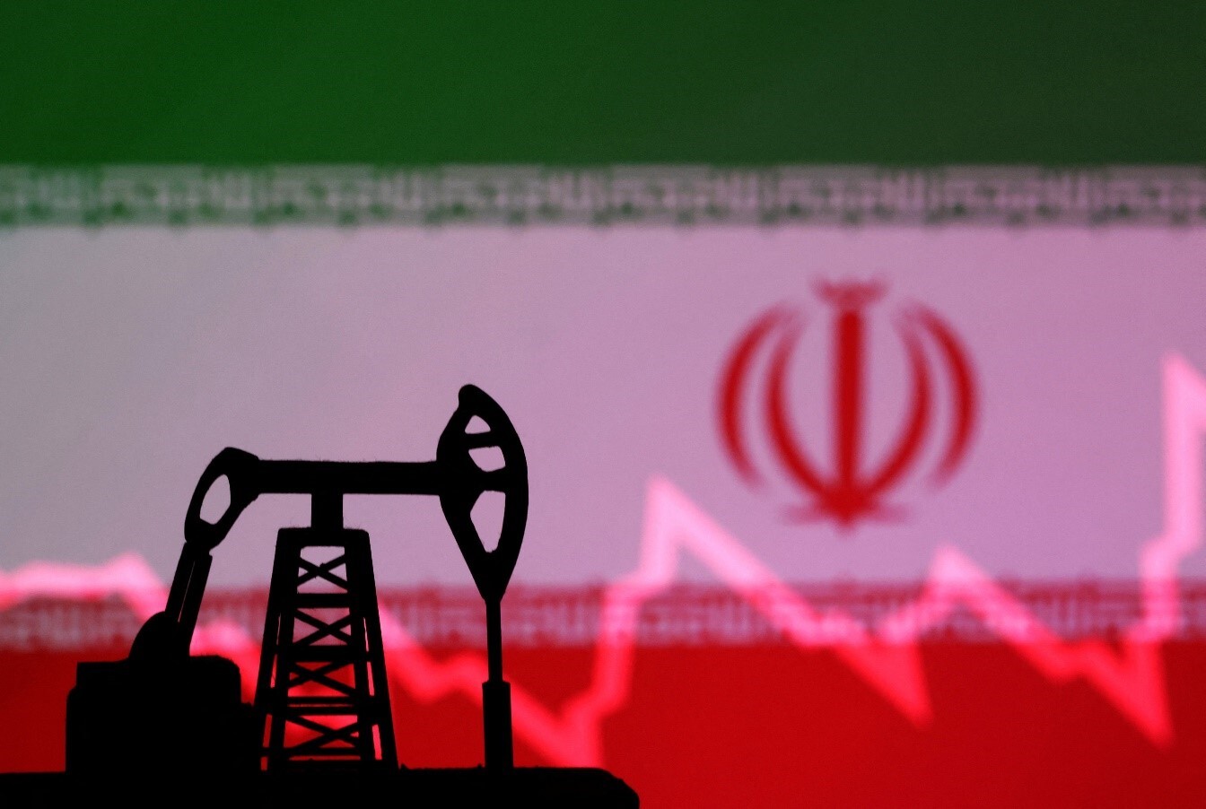 ابعاد سیاسی- امنیتی جنگ نفتی اسرائیل علیه ایران