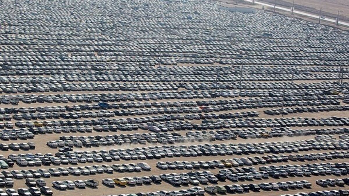 تصاویر هوایی از پارکینگ های مرز مهران + فیلم