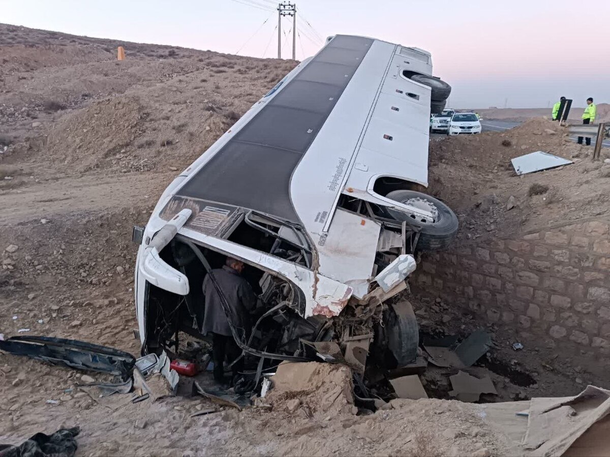 تصادف مرگبار در در محور کرمان ـ ایرانشهر؛ ۶ نفر فوت شدند