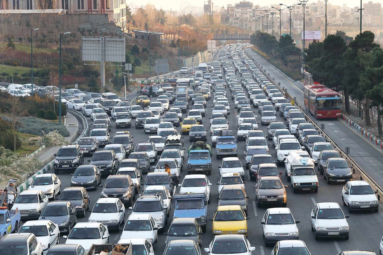 مسافران بخوانند / ترافیک سنگین در این جاده