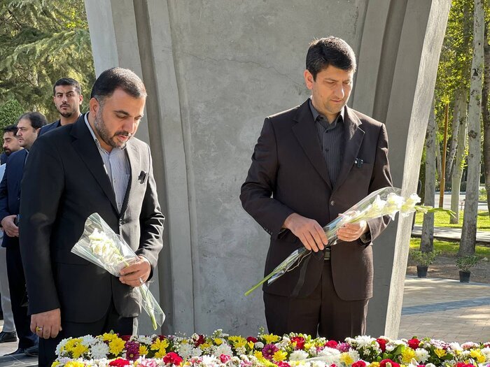 «ستار هاشمی» وزارت ارتباطات را تحویل گرفت