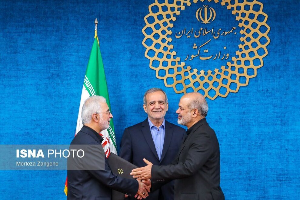  تیپ متفاوت پزشکیان در یک مراسم رسمی + عکس
