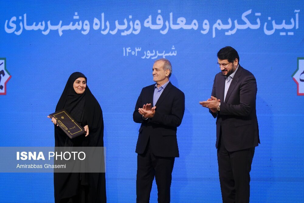 توضیحات بذرپاش درباره برکناری فرزانه صادق