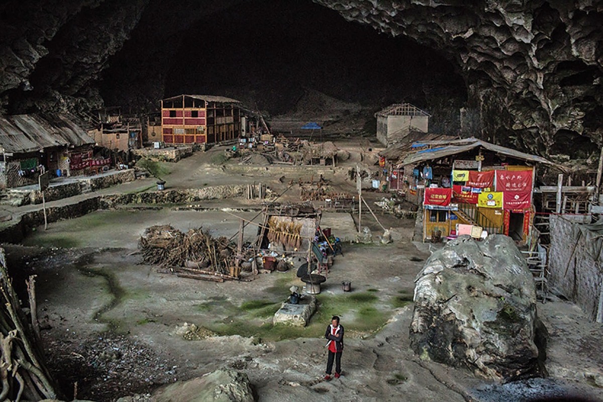 روستایی که در دل غار قرار دارد!