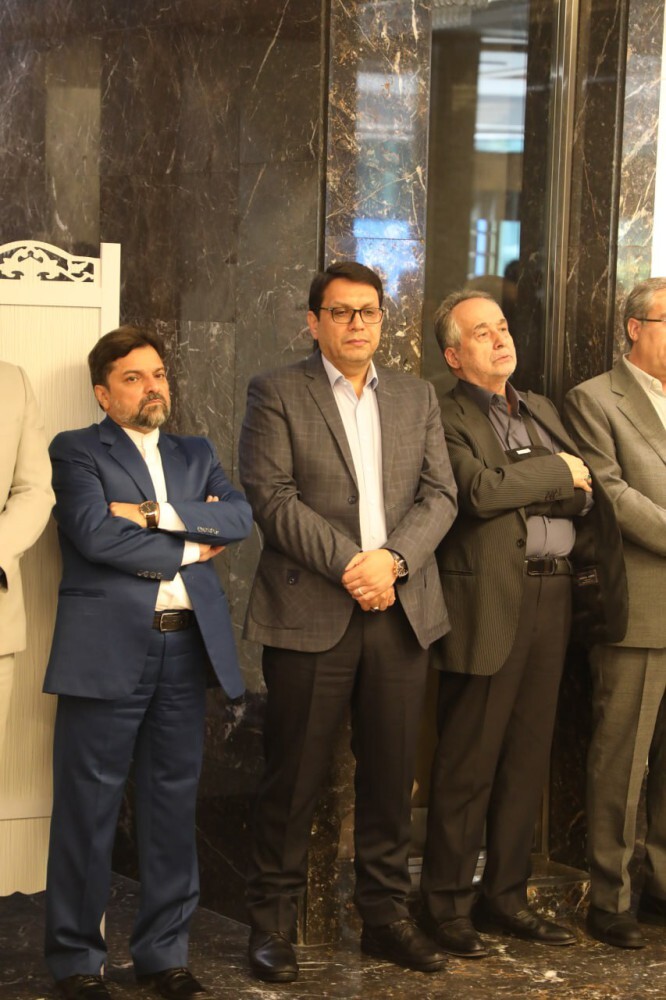 مدیر عامل موسسه اعتباری ملل: ارزشمندترین دارایی ملل، کارکنان این موسسه مردمی است