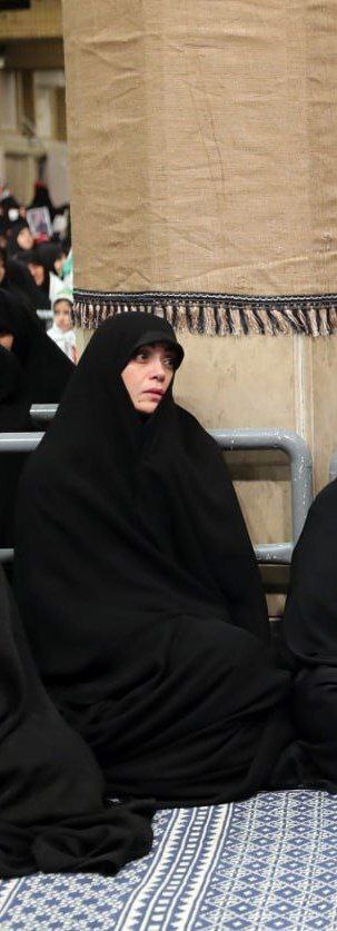 عکسی از الهام چرخنده در مراسم امروز در بیت رهبری