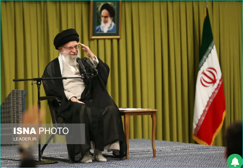 سلام نظامی رهبر انقلاب به دانش‌آموزان +‌ عکس