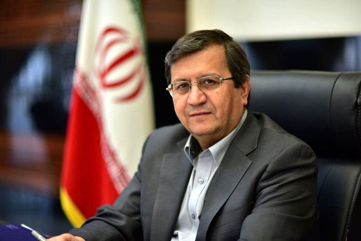 همتی: امسال تورم یک مقداری کاهش پیدا کرده است + فیلم