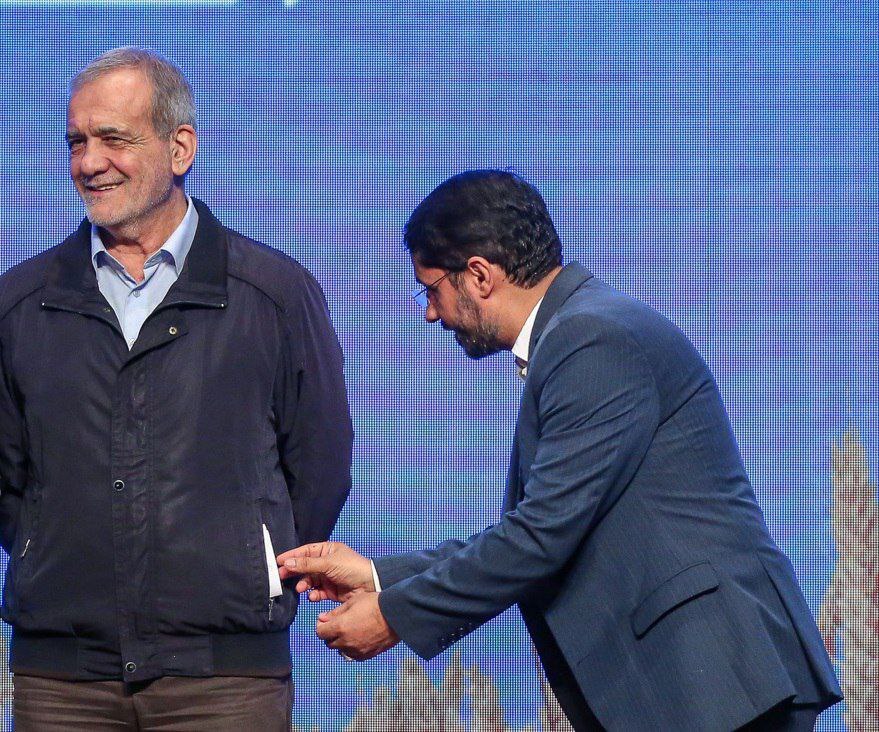 دست توی جیب رییس جمهور پزشکیان! + عکس