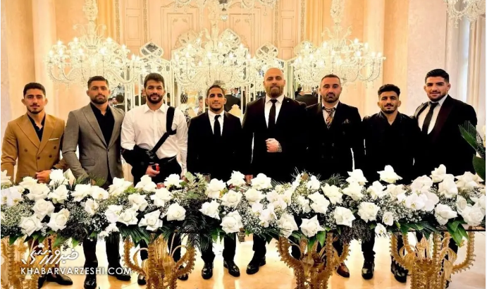 تیپ جالب حسن یزدانی در عروسی رحمان عموزاد + عکس