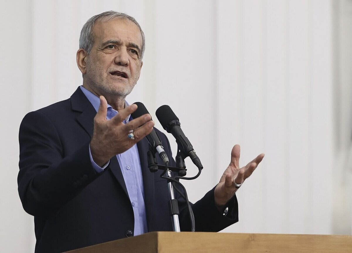 پزشکیان: به هر چه می‌خواهیم دست بزنیم می‌گویند دست نزن! + فیلم