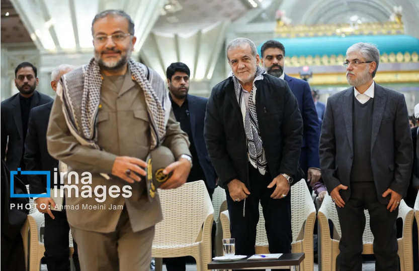 تیپ جدید مسعود پزشکیان در جمع بسیجیان +‌ عکس