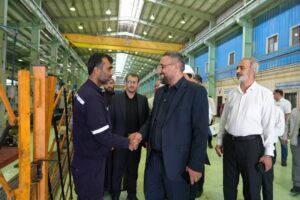 آغاز سال ۱۴۰۴ در پتروشیمی جم؛ همراهی مدیرعامل با کارکنان در لحظه تحویل سال نو