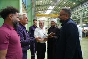 آغاز سال ۱۴۰۴ در پتروشیمی جم؛ همراهی مدیرعامل با کارکنان در لحظه تحویل سال نو