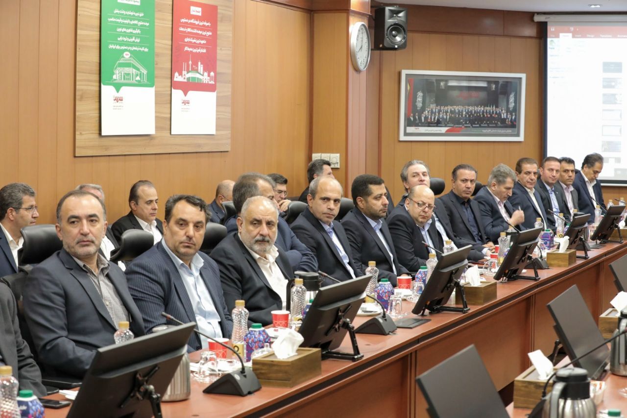 برگزاری نشست هماهنگی عملیات انبارگردانی با تأکید بر همدلی و بررسی دستاوردهای فروشگاه‌های زنجیره‌ای شهروند