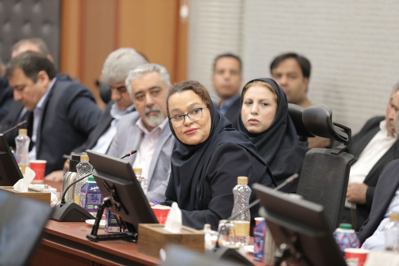 برگزاری نشست هماهنگی عملیات انبارگردانی با تأکید بر همدلی و بررسی دستاوردهای فروشگاه‌های زنجیره‌ای شهروند