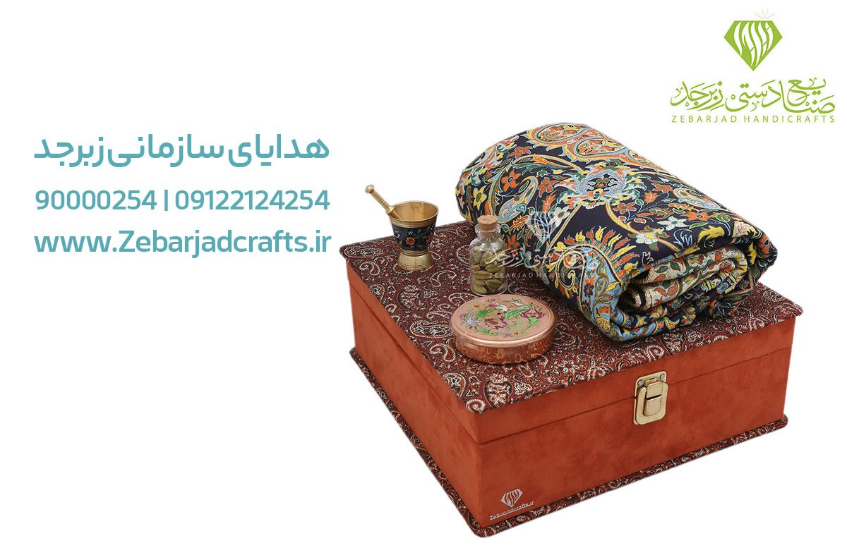 چرا شرکت‌های موفق میلیاردها تومان برای هدایای سازمانی هزینه می‌کنند؟