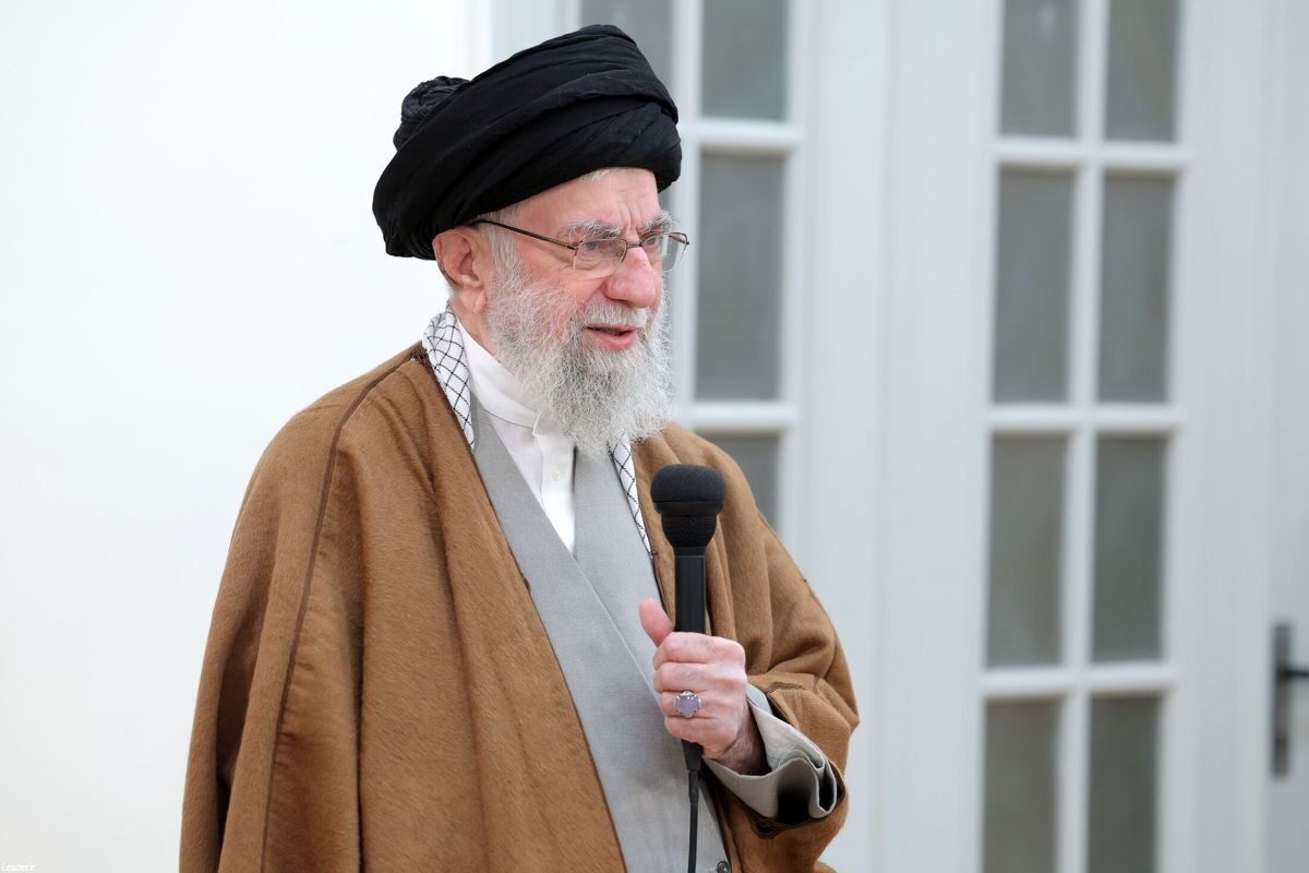 بازتاب گسترده سخنان رهبر انقلاب در فضای مجازی + فیلم