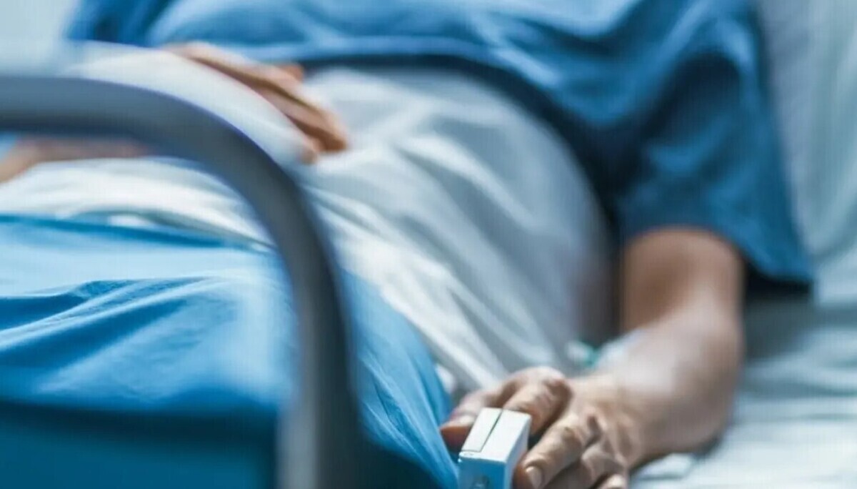 پیشکسوت سینما در آی سی یو بستری شد / مردم دعا کنند 