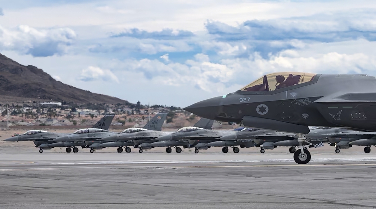 تحلیلگر سی آی ای: آمریکا و اسرائیل در تلاش برای حمله به ایران هستند + فیلم