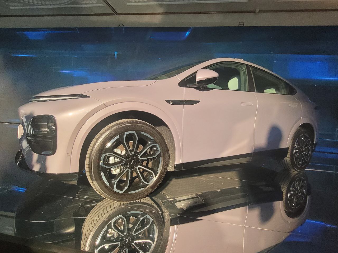 رونمایی از سه محصول ایکس پنگ در ایران