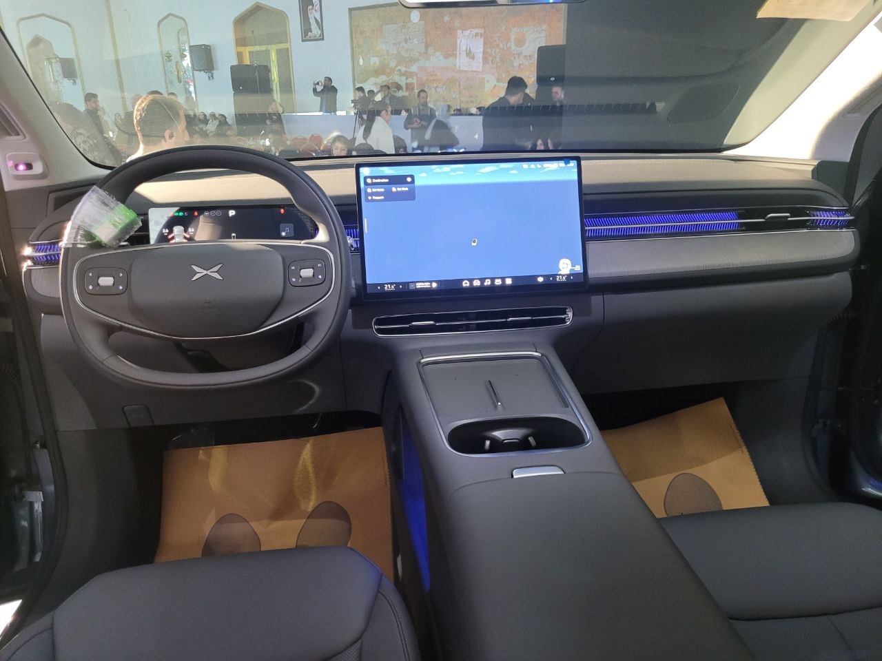 رونمایی از سه محصول ایکس پنگ در ایران