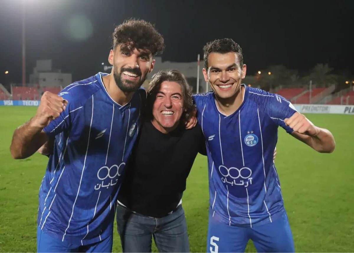 واکنش عجیب آشورماتوف درباره گل به خودی در دیدار استقلال و سپاهان