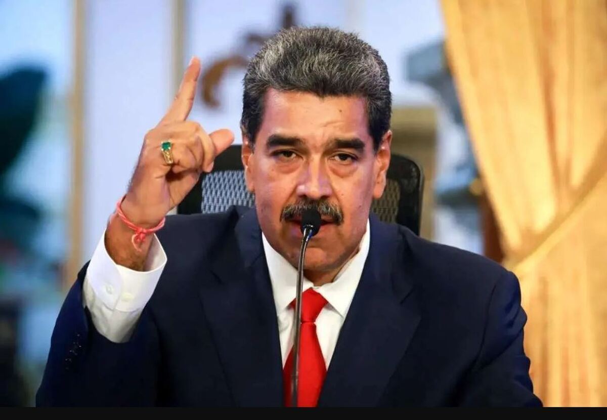 مادورو: آمریکا به ونزوئلا حمله کرد/ حمله هوایی به کاراکاس هشدار به تمام جهان است