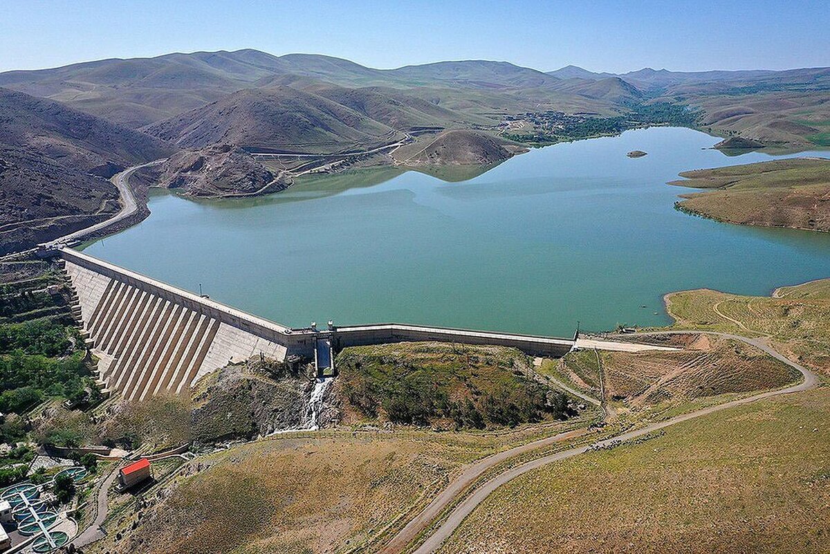  خبر خوش آبی برای کشور / سد‌ بزرگ ایران سرریز شد