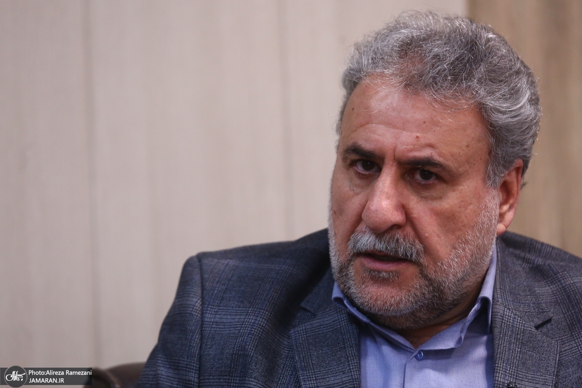 فلاحت‌پیشه: از حضور این همه کودن در سیاست کشور نگرانم