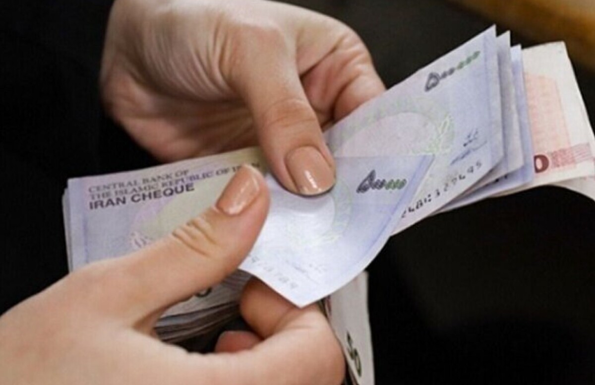 رقم افزایش حقوق کارمندان در سال ۱۴۰۵ اعلام شد / میزان افزایش حقوق یکسان نیست