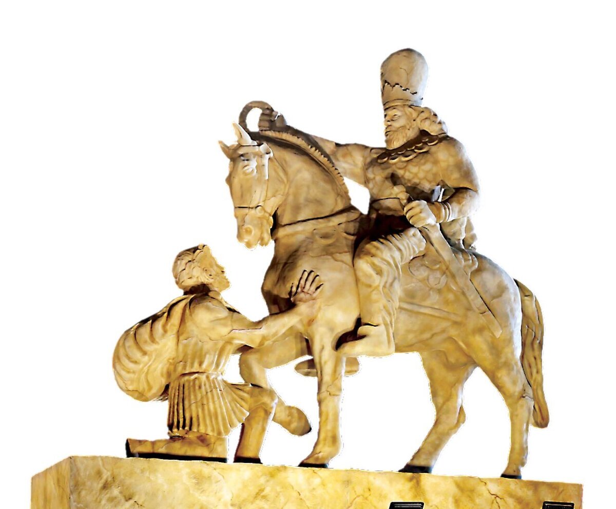 پایان یک جنجال شهری / مجسمه والرین سرانجام نصب شد