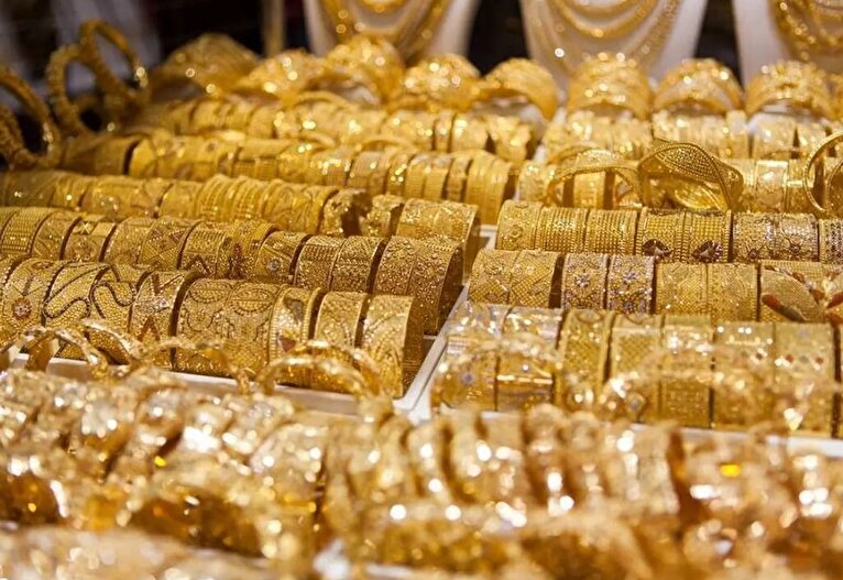 قیمت طلای ۱۸ عیار امروز دوشنبه ۱۵ دی ۱۴۰۴ / افزایش دوباره قیمت آغاز شد + جدول