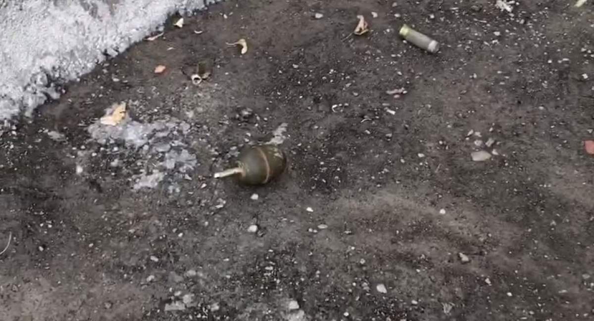 پرتاب نارنجک جنگی در خیابان های ایلام توسط اغتشاشگران + فیلم