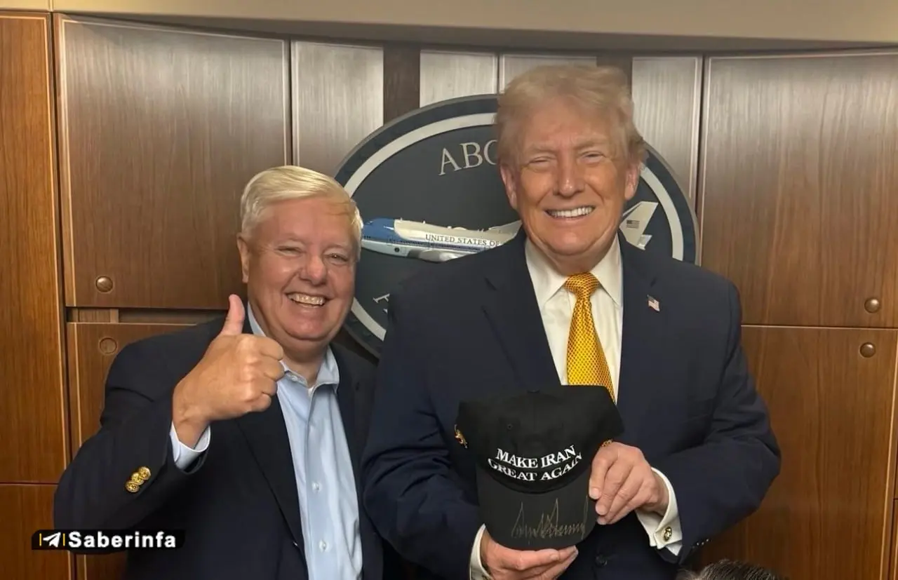 نام ایران بر روی کلاه ترامپ حسابی سوژه شد