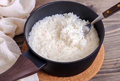 نیم‌دانه‌ای که با گرانی برنج قد کشید/ برنج نیم‌دانه سر از سفره مردم درآورد