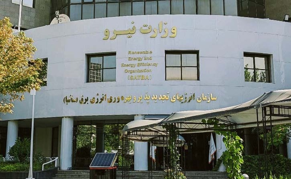 رانت دولتی با نصب پنل‌های خورشیدی؟/ وزارت نیرو: کاهش تدریجی راندمان را قبول داریم
